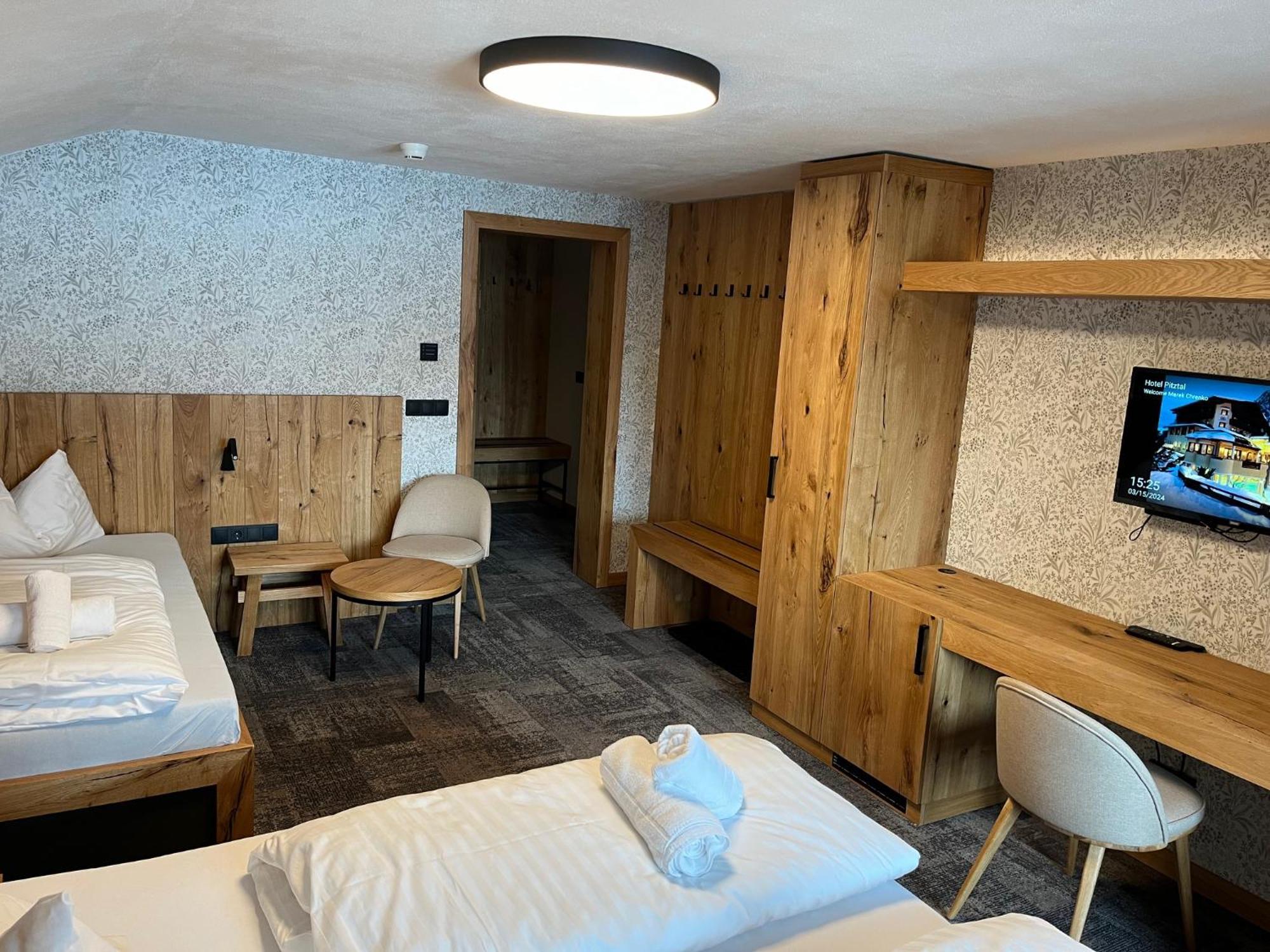 Tieflehner Hof Pitztalhaus Hotel Sankt Leonhard im Pitztal Exterior foto