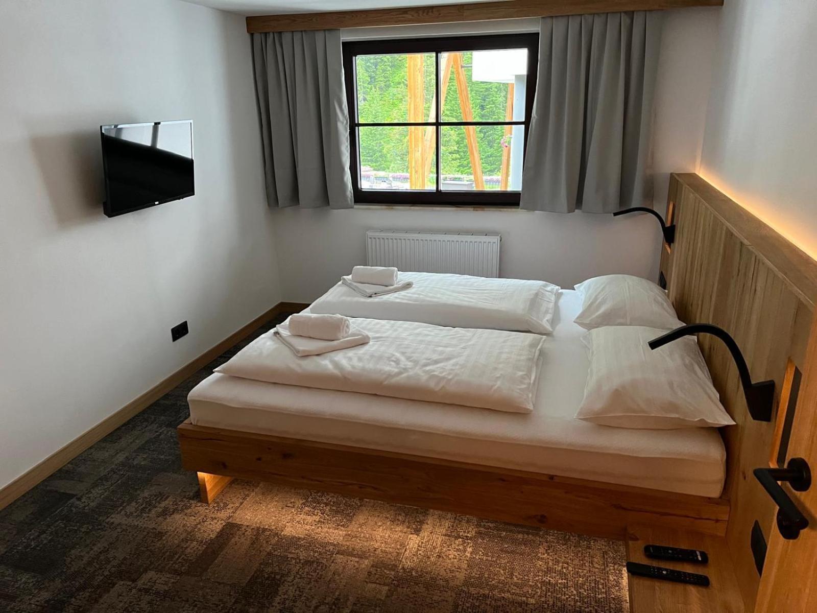 Tieflehner Hof Pitztalhaus Hotel Sankt Leonhard im Pitztal Exterior foto